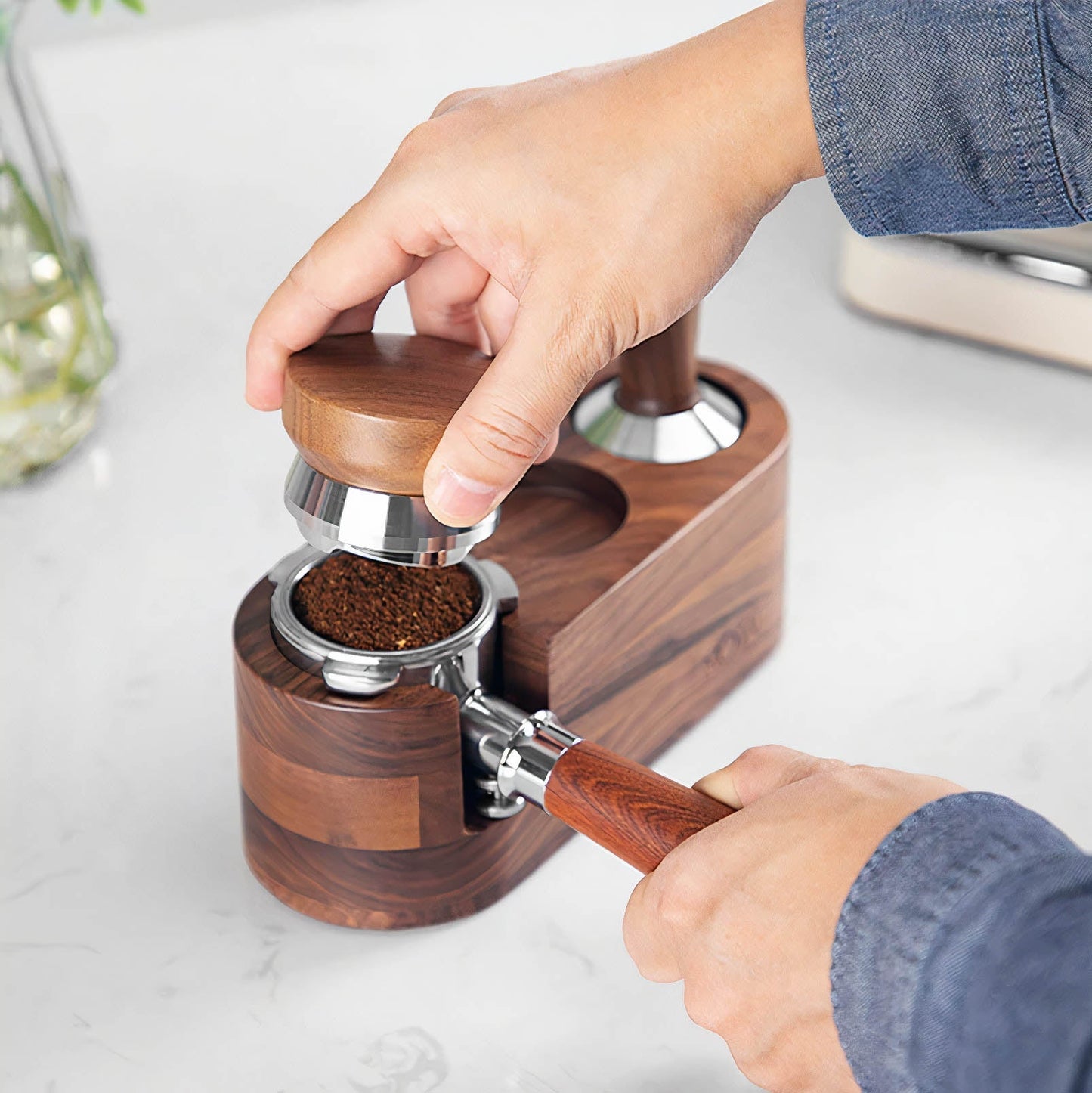 Adjustable Depth Espresso Distributor with Walnut Handle
