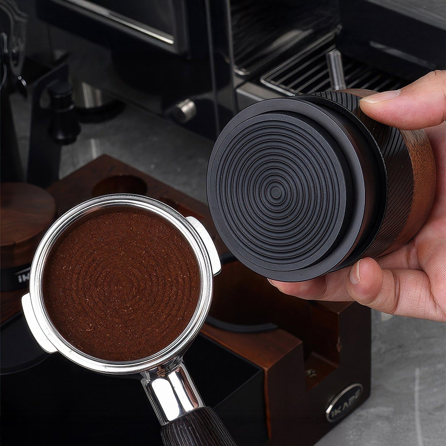 Black Edition Wooden Tamper And Distributor