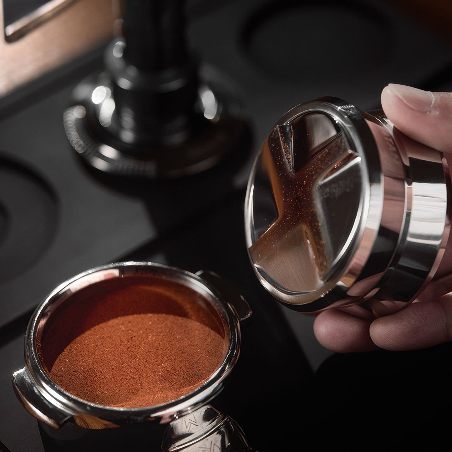 Four Spring Titan Tamper & Distributor